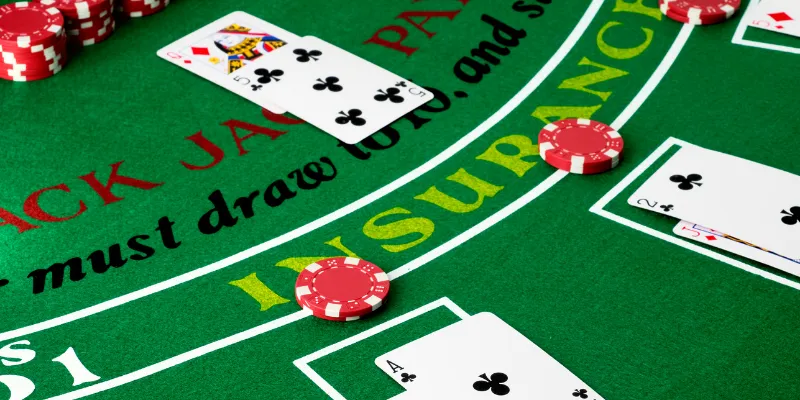 Luật và chiến thuật chơi xì dách cơ bản
